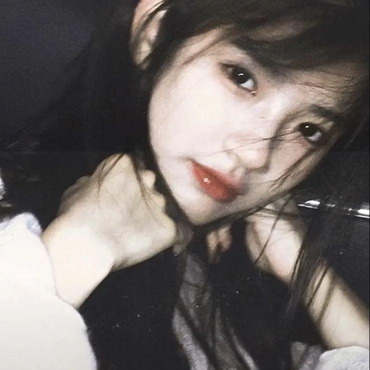 蓬门玉女金龟婿